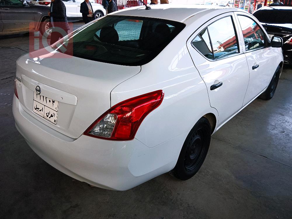 Nissan Sunny